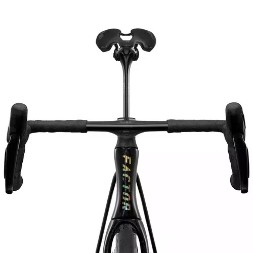 Handlebar width reference, front view